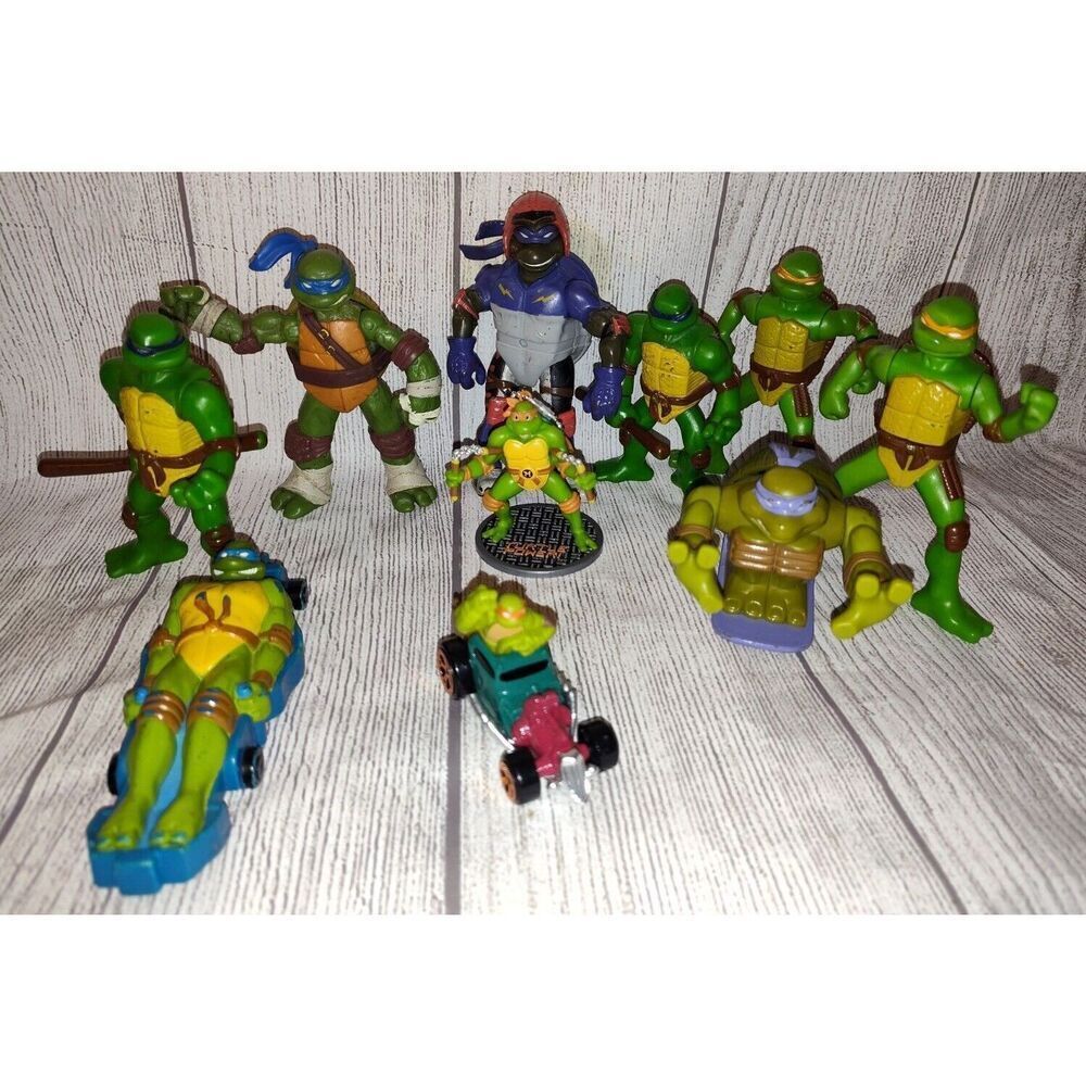 TMNT Teenage Mutant Ninja Turtles Action Figures Lot of 10 Modern/Vintage Y2K